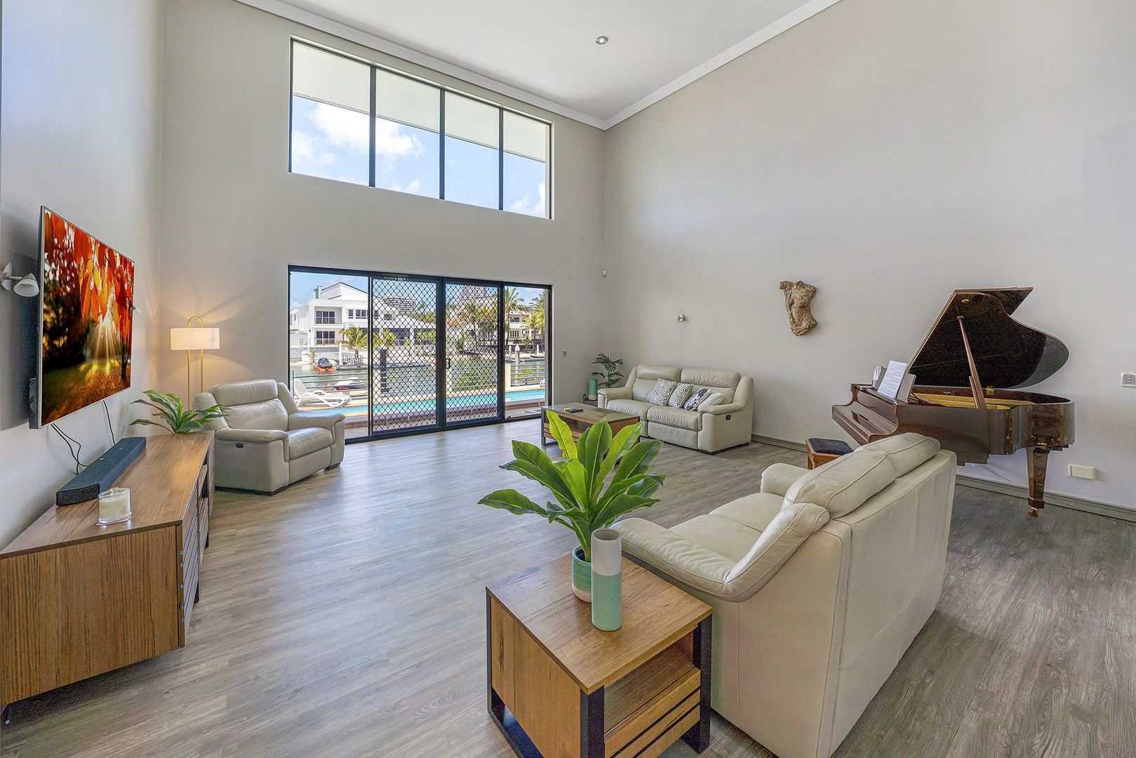 104 Commodore Drive, Paradise Waters QLD 4217 Domain