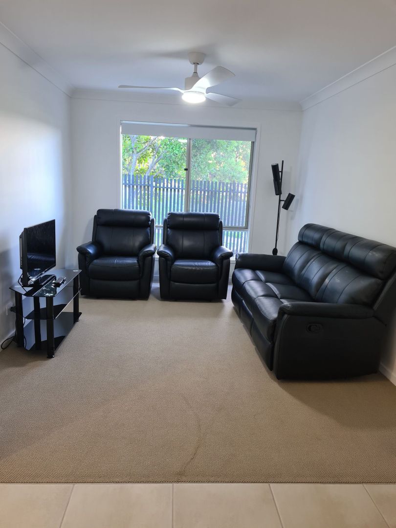 107 East Beaumont Road, Park Ridge QLD 4125 - House For Rent | Domain