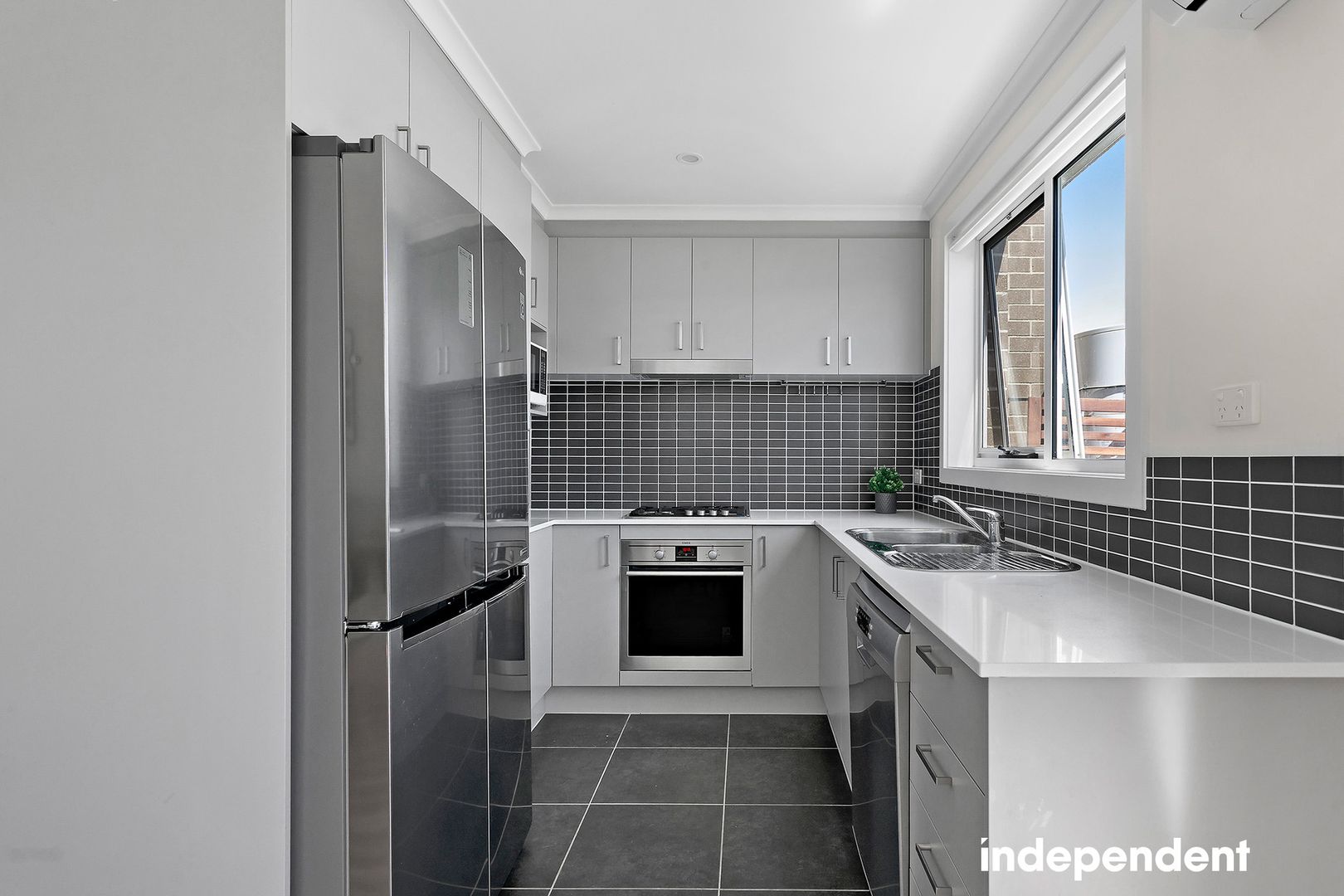 59/20 Gifford Street, Coombs ACT 2611, Image 2