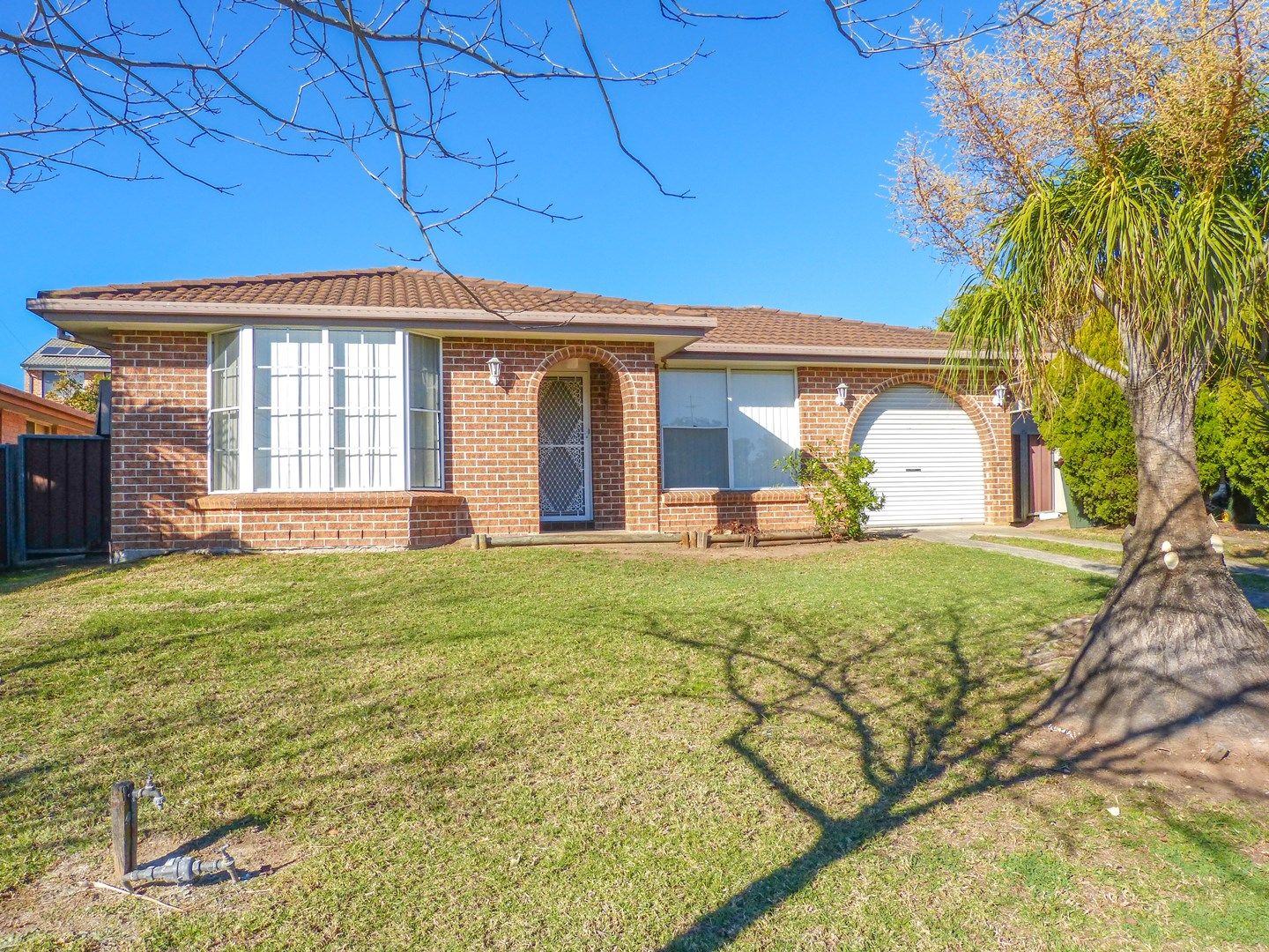 4 bedrooms House in 181 Farnham Road QUAKERS HILL NSW, 2763