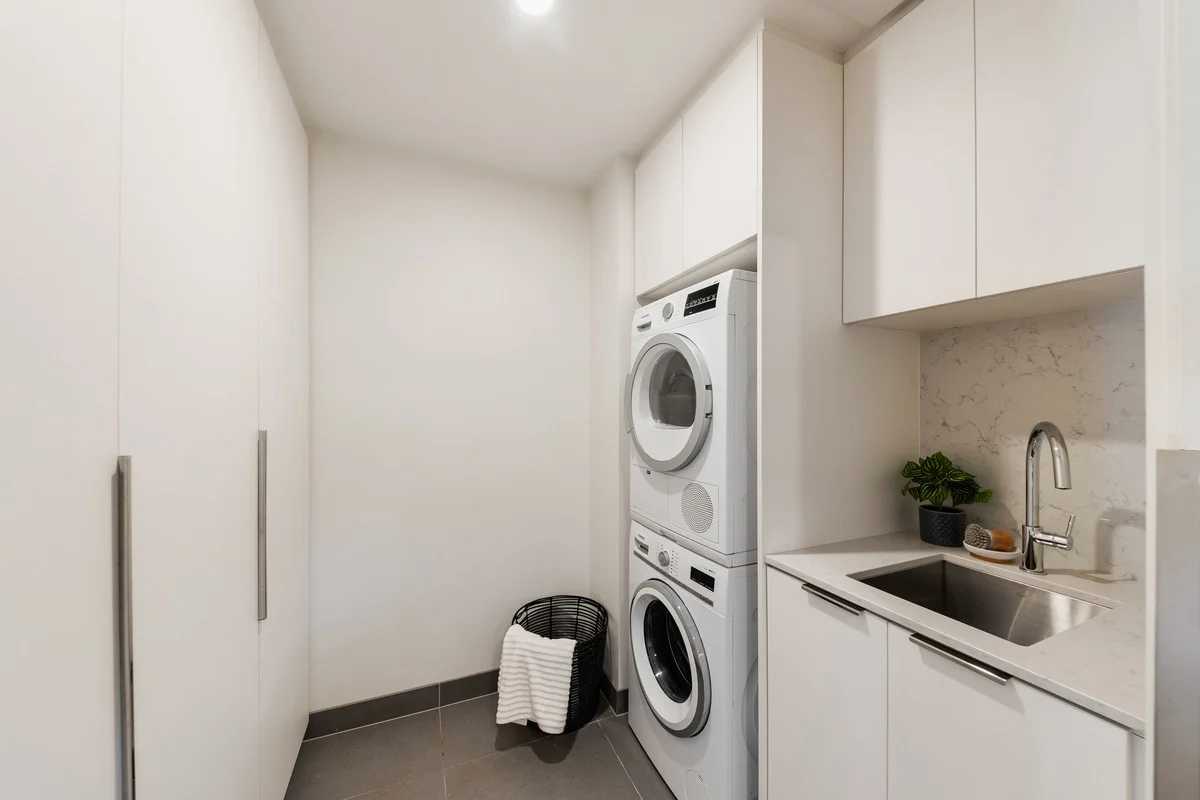 Additional image 3 of 1/22 Canberra Avenue, Forrest ACT 2603