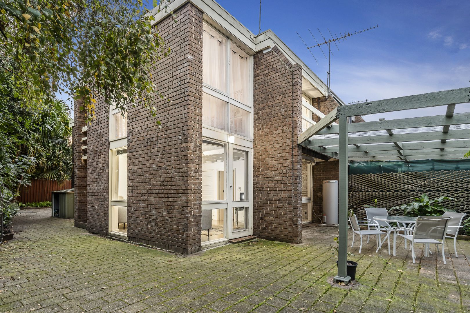 8/18 Belvedere Close, Maribyrnong Property History & Address Research