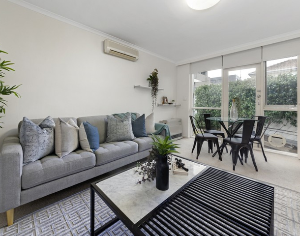 4/21 Shepparson Avenue, Carnegie VIC 3163