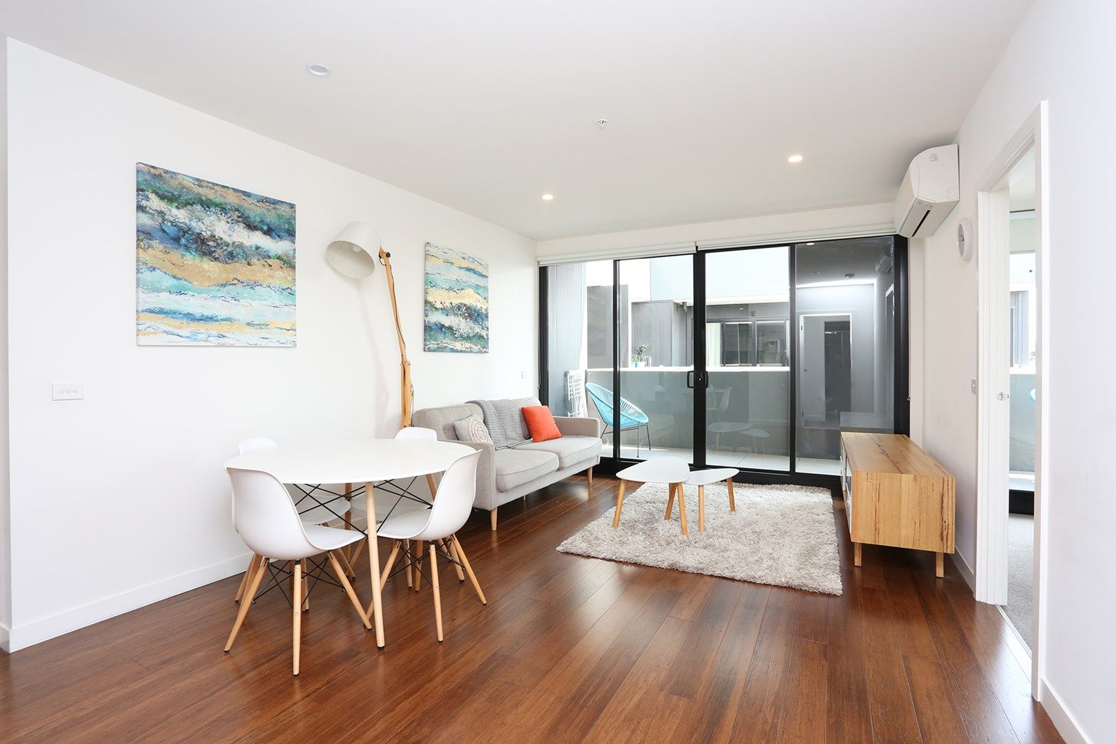 2 bedrooms Apartment / Unit / Flat in 306/10 Clinch Avenue PRESTON VIC, 3072