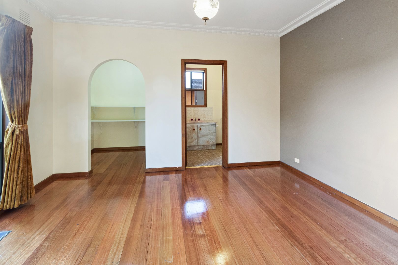 30 Massey Avenue, Reservoir VIC 3073, Image 2