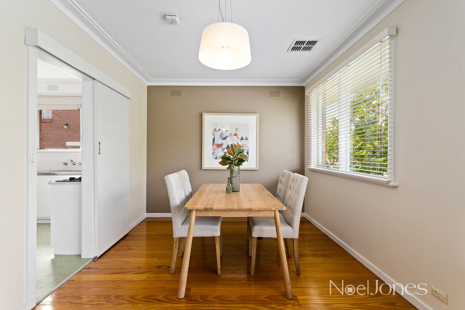 2/24 Seville Street, Camberwell VIC 3124, Image 2