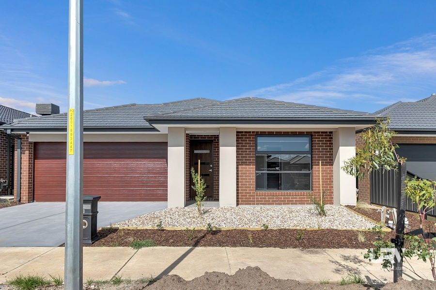 4 bedrooms House in 252 Toyon Road DONNYBROOK VIC, 3064