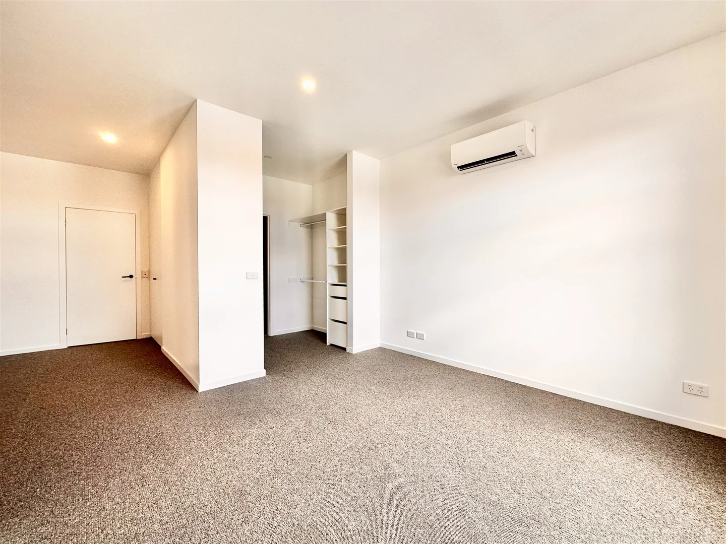 Additional image 11 of 18 Wattlebird Court, Sunshine North VIC 3020