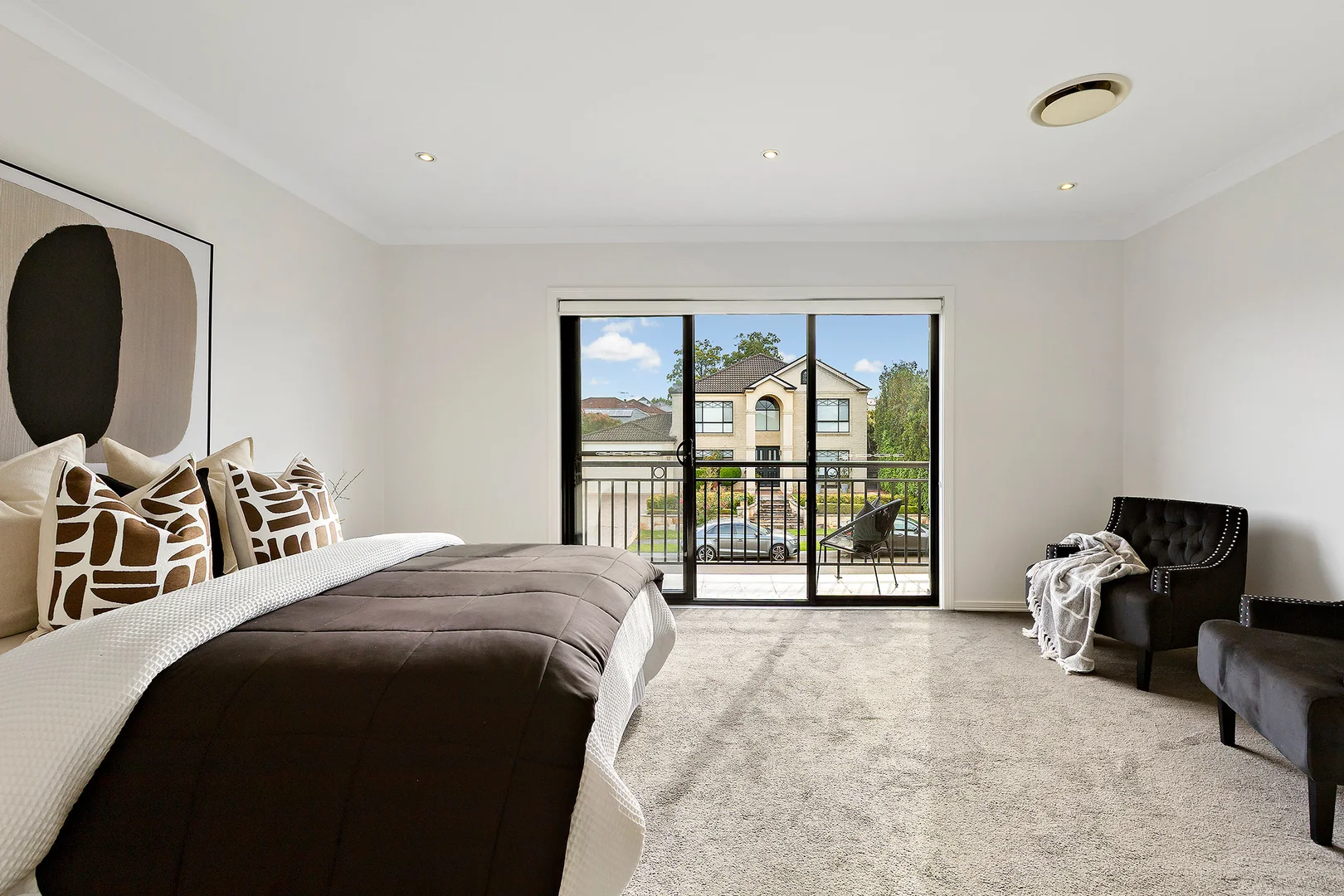 Additional image 7 of 16 Bordeaux Crescent, Castle Hill NSW 2154