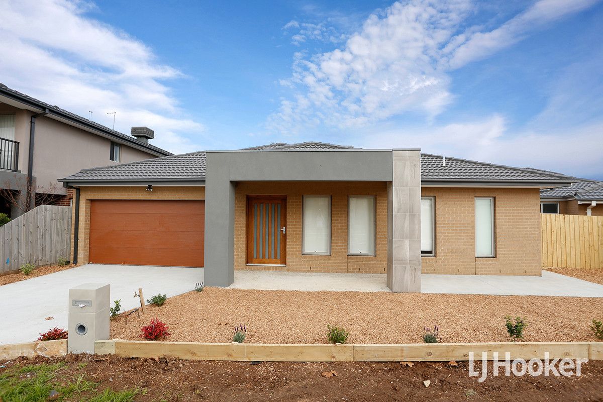 4 bedrooms House in 19 Neptune Drive POINT COOK VIC, 3030