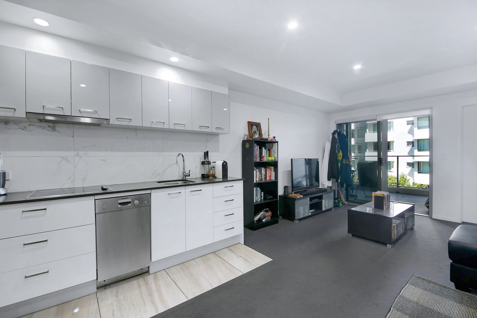 8/482 Upper Roma Street, Brisbane City QLD 4000, Image 2