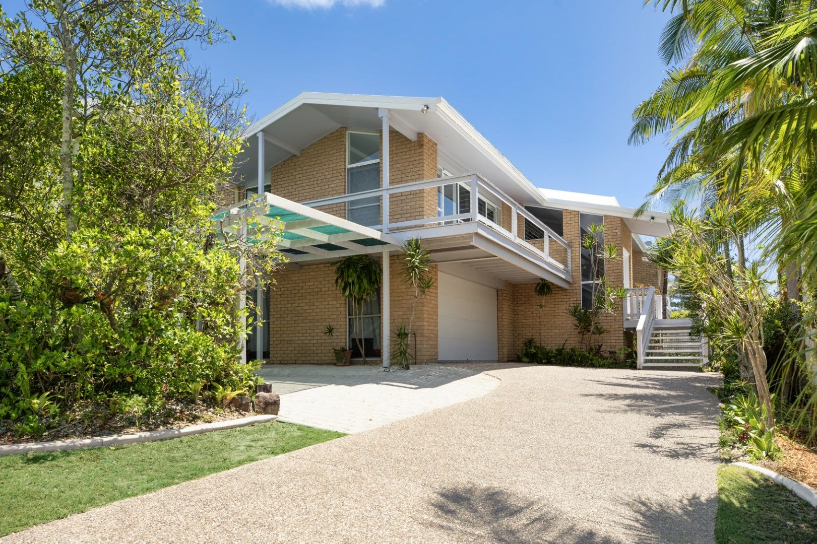 10 Maher Terrace, Sunshine Beach QLD 4567, Image 2