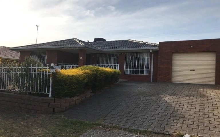 3 bedrooms House in 59 Bicentennial. Crescent MEADOW HEIGHTS VIC, 3048