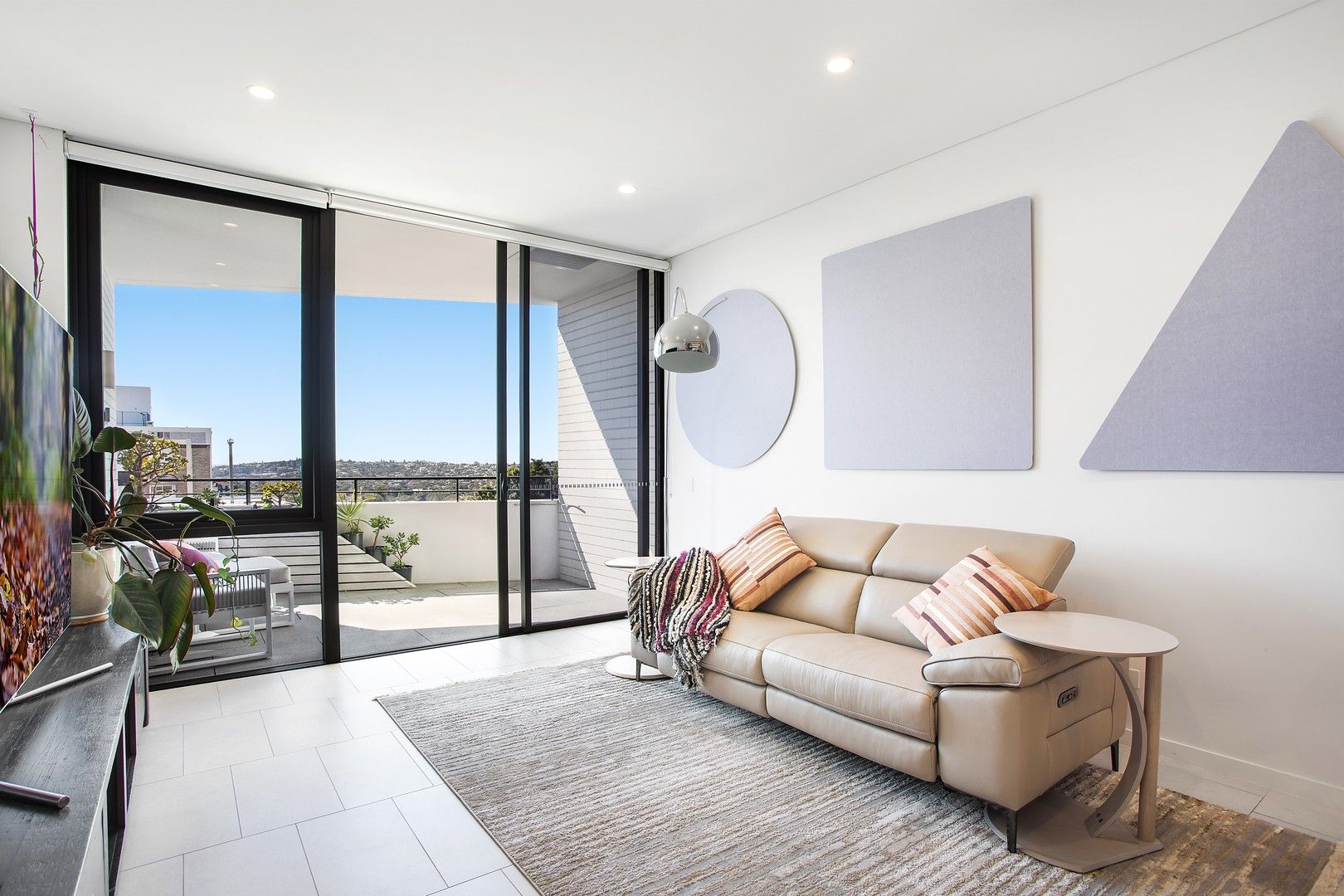 2 bedrooms Apartment / Unit / Flat in 1506/18-20 Ocean Street BONDI NSW, 2026