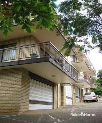 2 bedrooms Apartment / Unit / Flat in 5/63 Warren Street ST LUCIA QLD, 4067