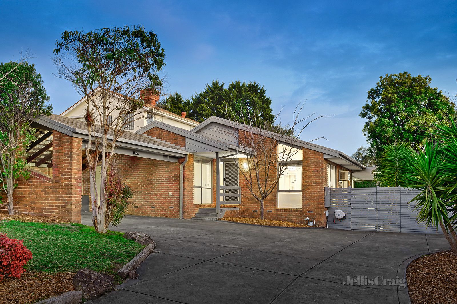 32 Maxine Drive, St Helena VIC 3088, Image 0