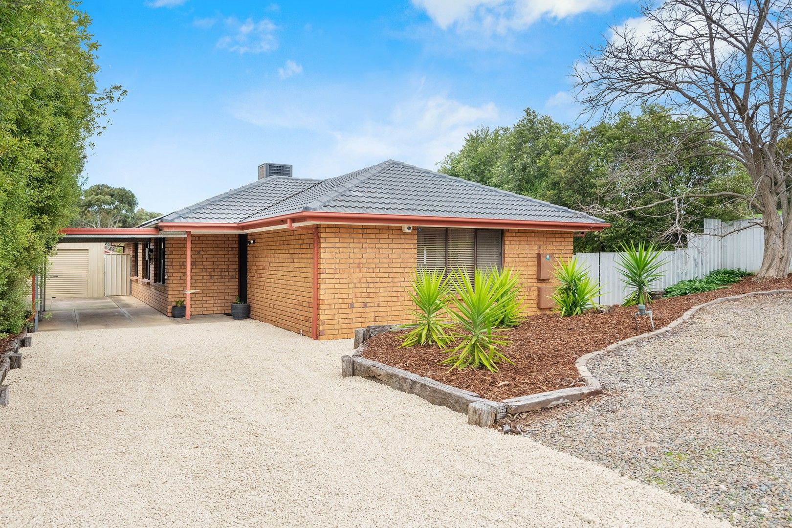 3 bedrooms House in 35 Lismore Crescent HUNTFIELD HEIGHTS SA, 5163