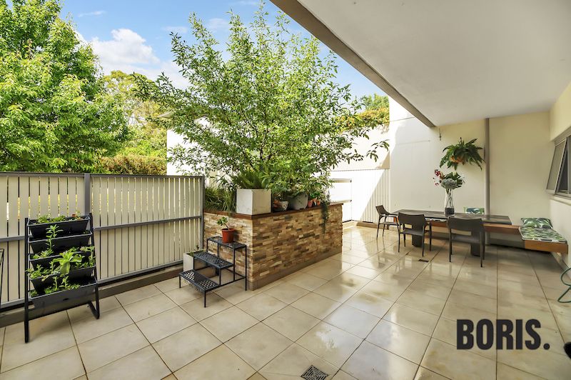 1 bedrooms Apartment / Unit / Flat in 21/21 State Circle FORREST ACT, 2603