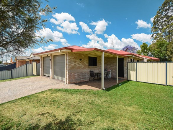 12 Village Court, Glenvale QLD 4350