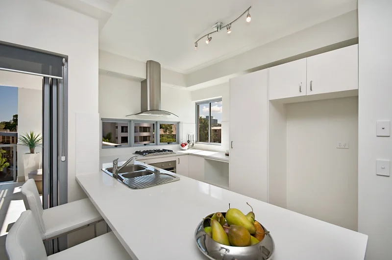 Additional image 3 of 601/30 Riverview Terrace, Indooroopilly QLD 4068