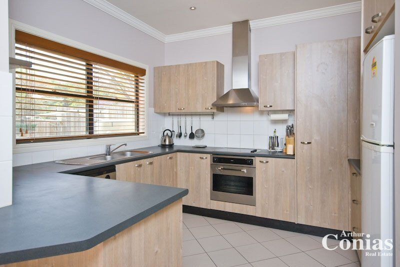 11A Vera St, Toowong QLD 4066, Image 2