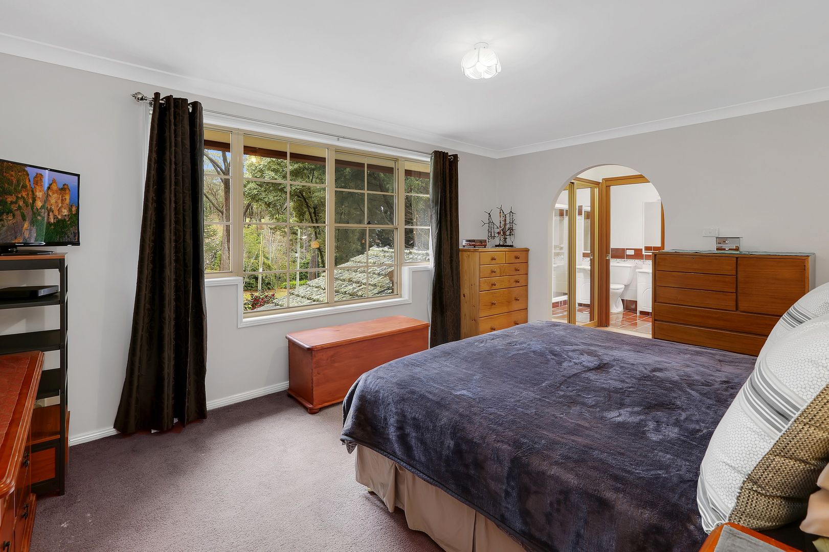 17 Jubilee Avenue, Blackheath NSW 2785, Image 2