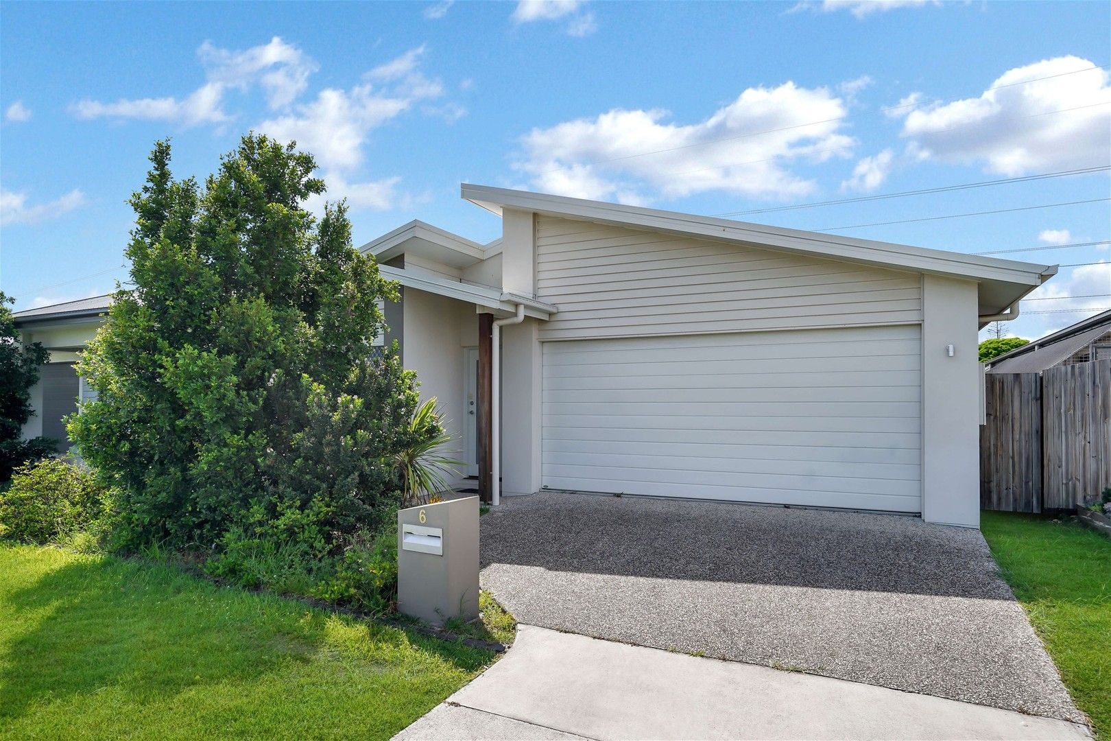 4 bedrooms House in 6 Cotterell Crescent NUDGEE QLD, 4014