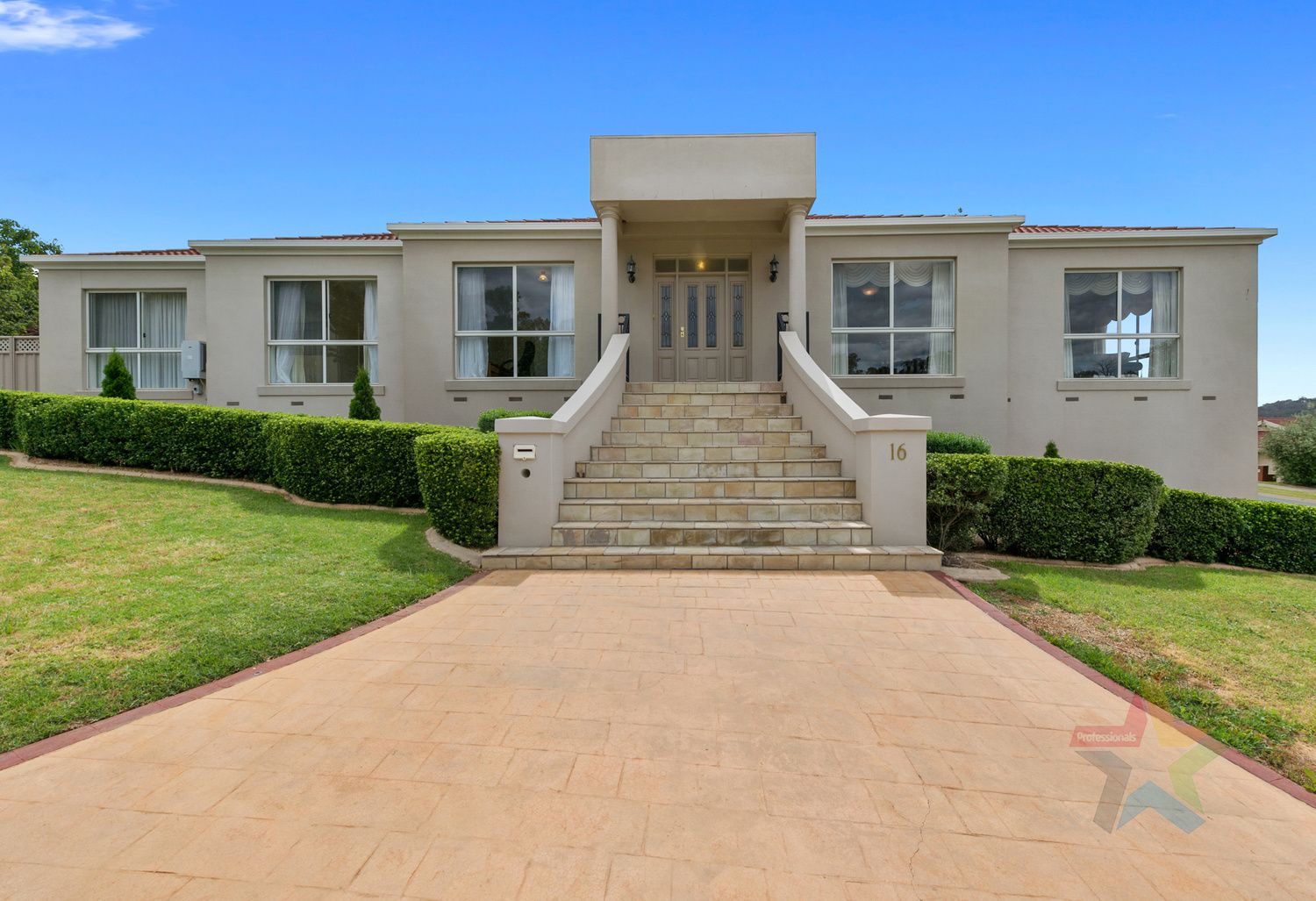 16 Avondale Drive, Wodonga VIC 3690 House For Rent Domain