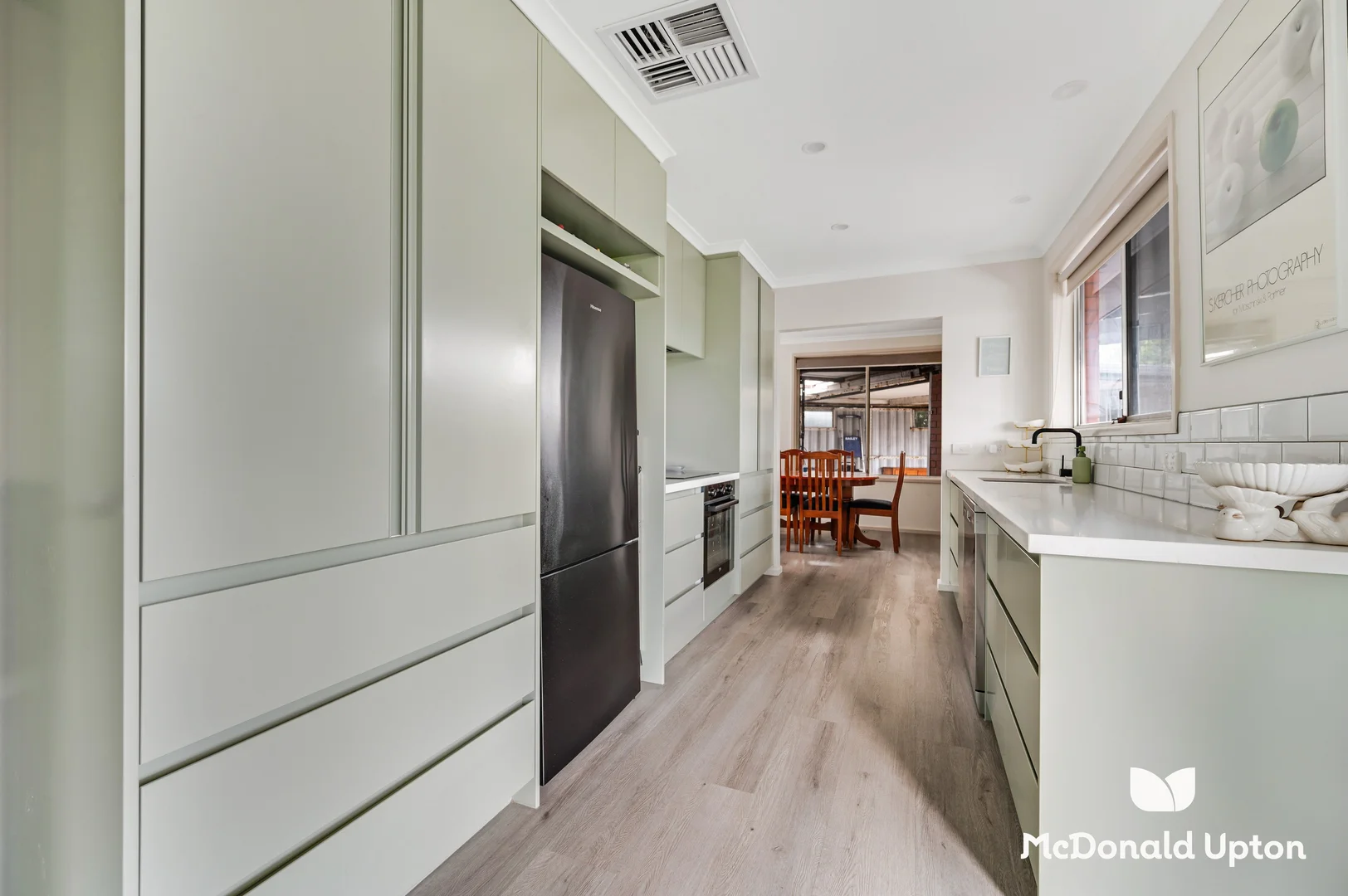 Additional image 5 of 10 Spruce Court, Gladstone Park VIC 3043