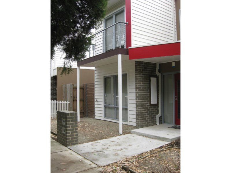 3 bedrooms House in 17 Connell Lane DANDENONG VIC, 3175