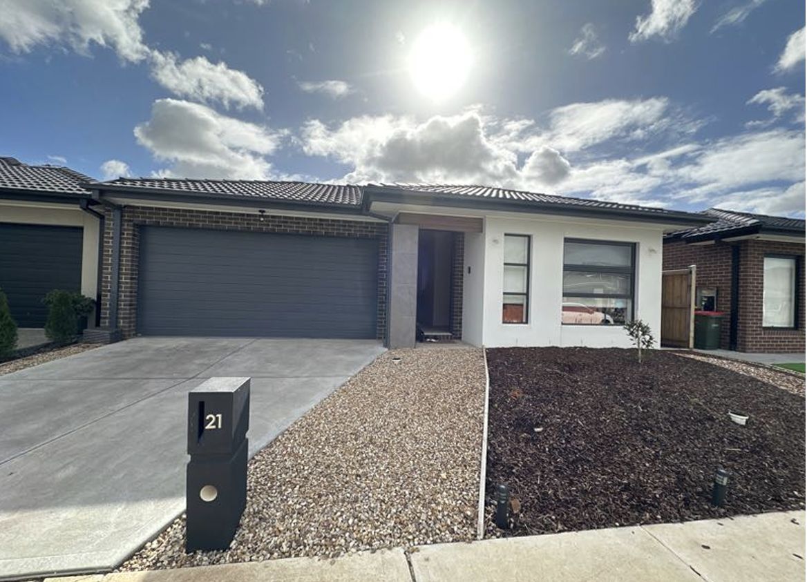 4 bedrooms House in 21 Codrington Road TRUGANINA VIC, 3029