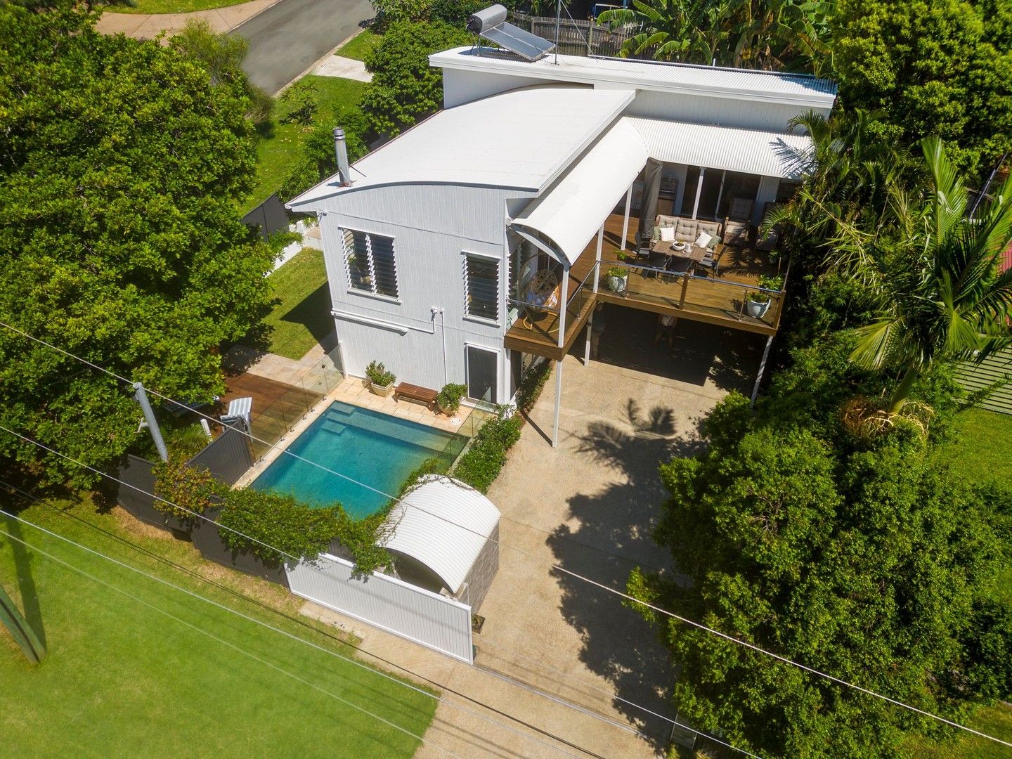 5 bedrooms House in 66 O'Connell Parade WELLINGTON POINT QLD, 4160