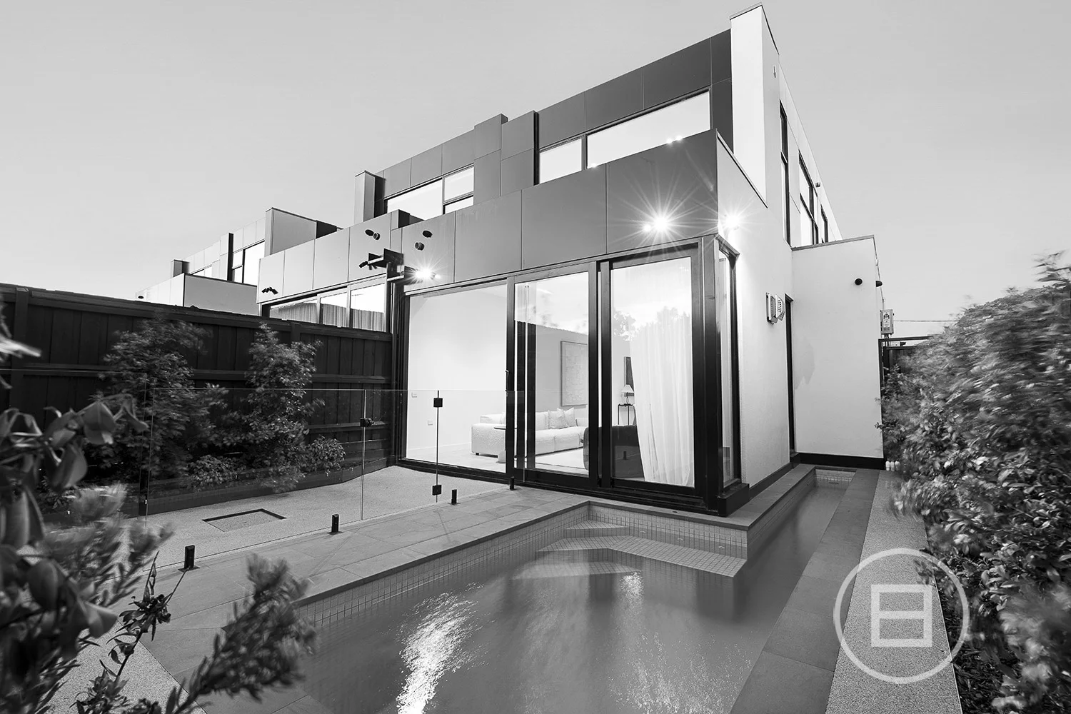 8A Trinafour Street, Moonee Ponds VIC 3039