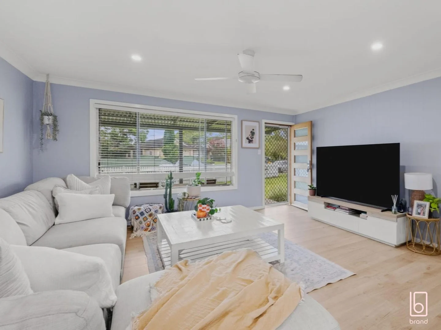 Additional image 3 of 26 Warwick Avenue, Mannering Park NSW 2259