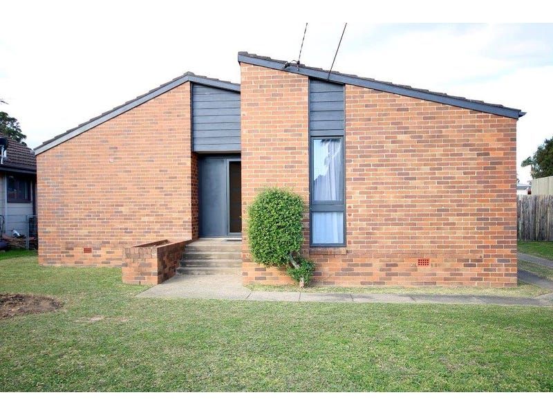 3 bedrooms House in 11 Bluett Street MARAYONG NSW, 2148