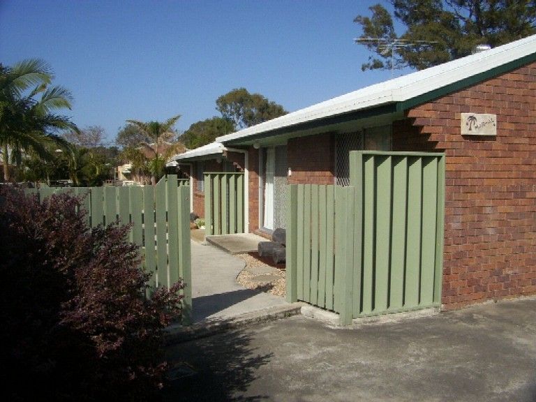 2 bedrooms Apartment / Unit / Flat in 3/35 Shields Street REDCLIFFE QLD, 4020