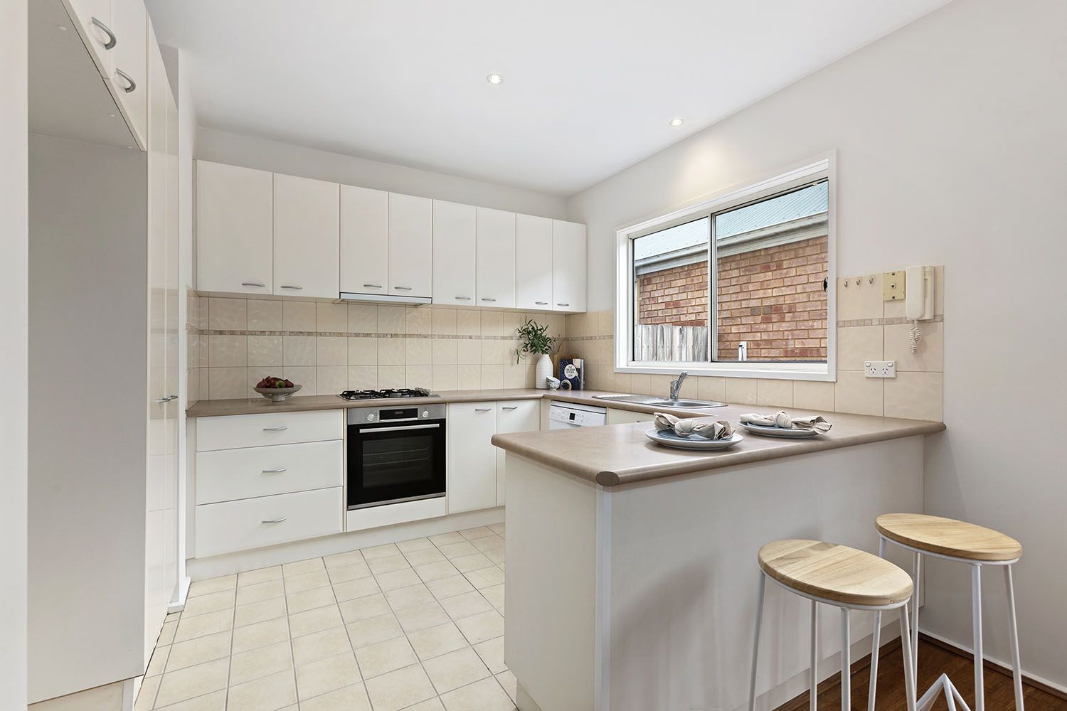 2/212-214 Charman Road, Cheltenham VIC 3192, Image 2