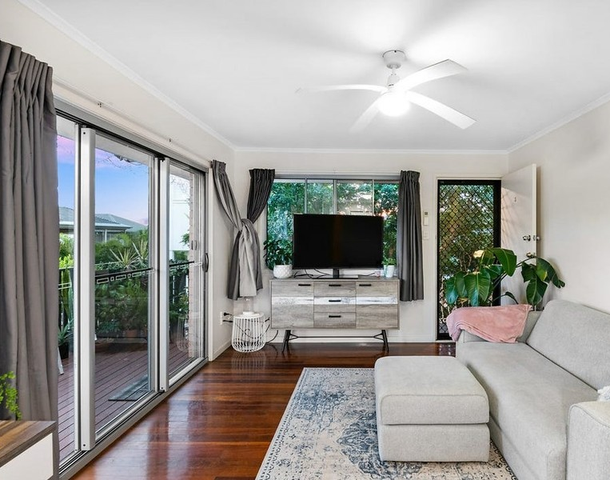 2/111 Grosvenor Street, Morningside QLD 4170