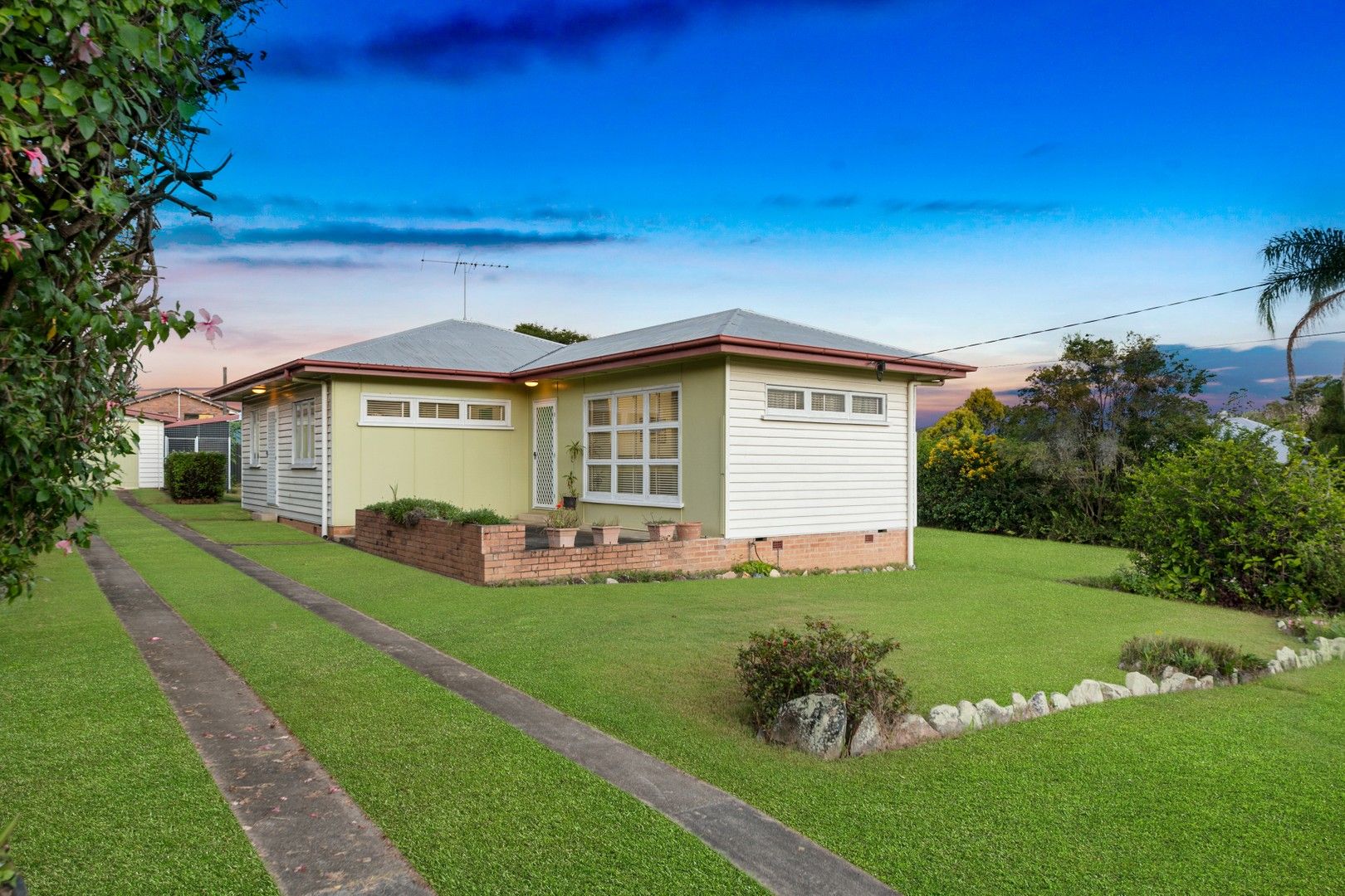 98 Laura Street, Clontarf QLD 4019, Image 0