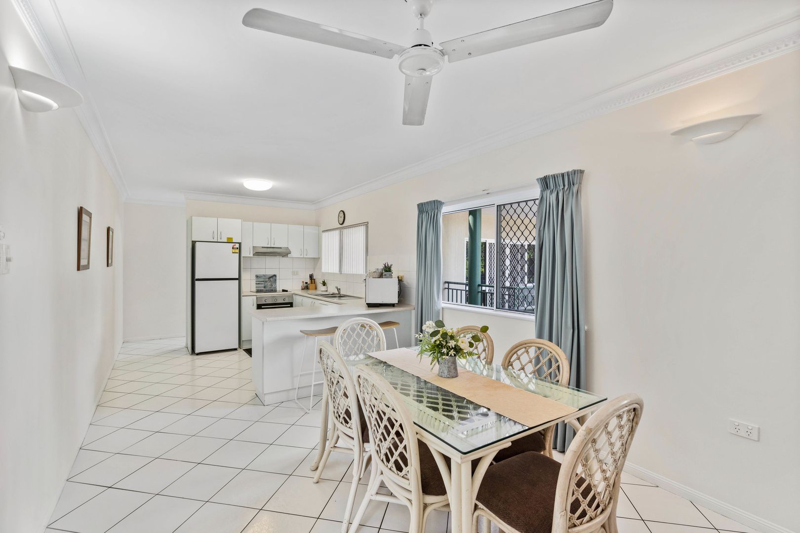 12/147-155 McLeod Street, Cairns North QLD 4870, Image 2