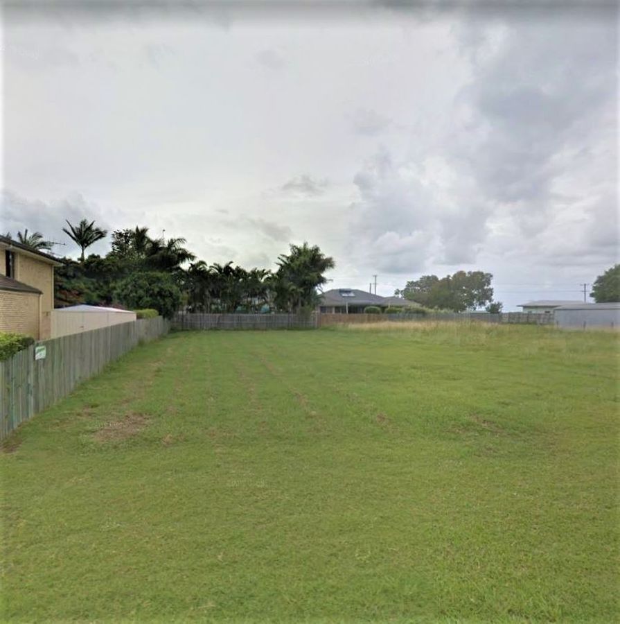 27 Blue Water drive, Elliott Heads QLD 4670, Image 0