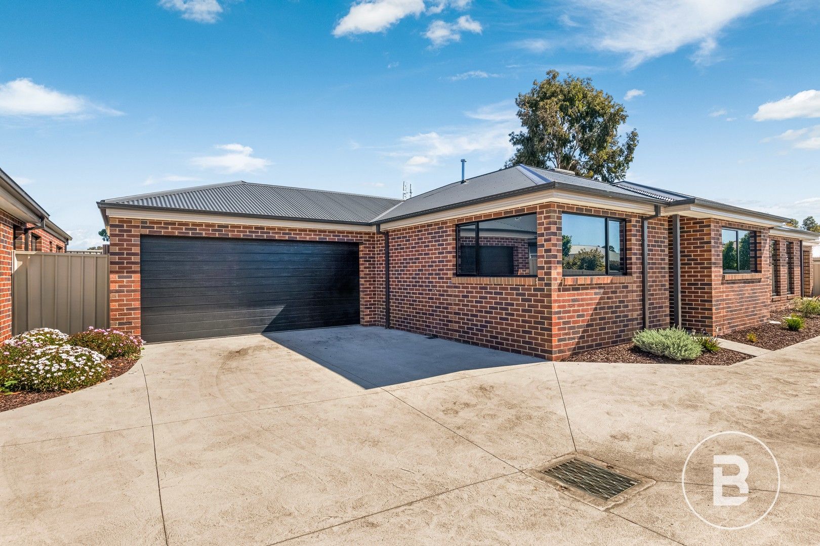 2/7 Julian Court, Epsom VIC 3551, Image 0