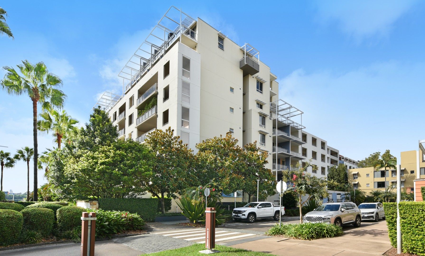 543/2 The Crescent, Wentworth Point NSW 2127, Image 0