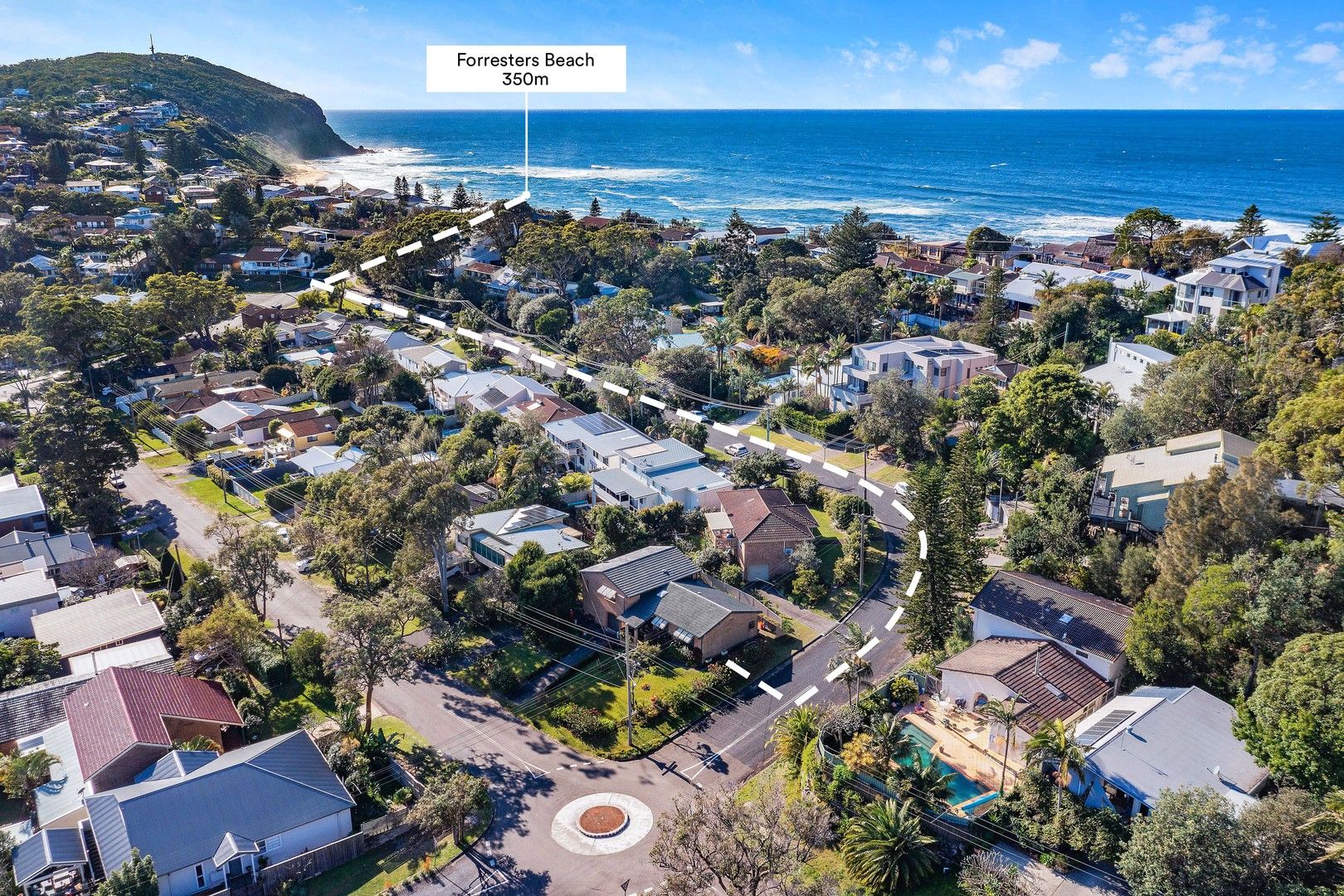 35 Noorong Avenue, Forresters Beach NSW 2260, Image 0