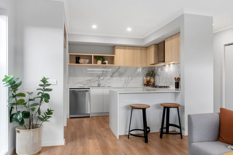 3 bedrooms Townhouse in 18 Darke Boulevard ROCKBANK VIC, 3335
