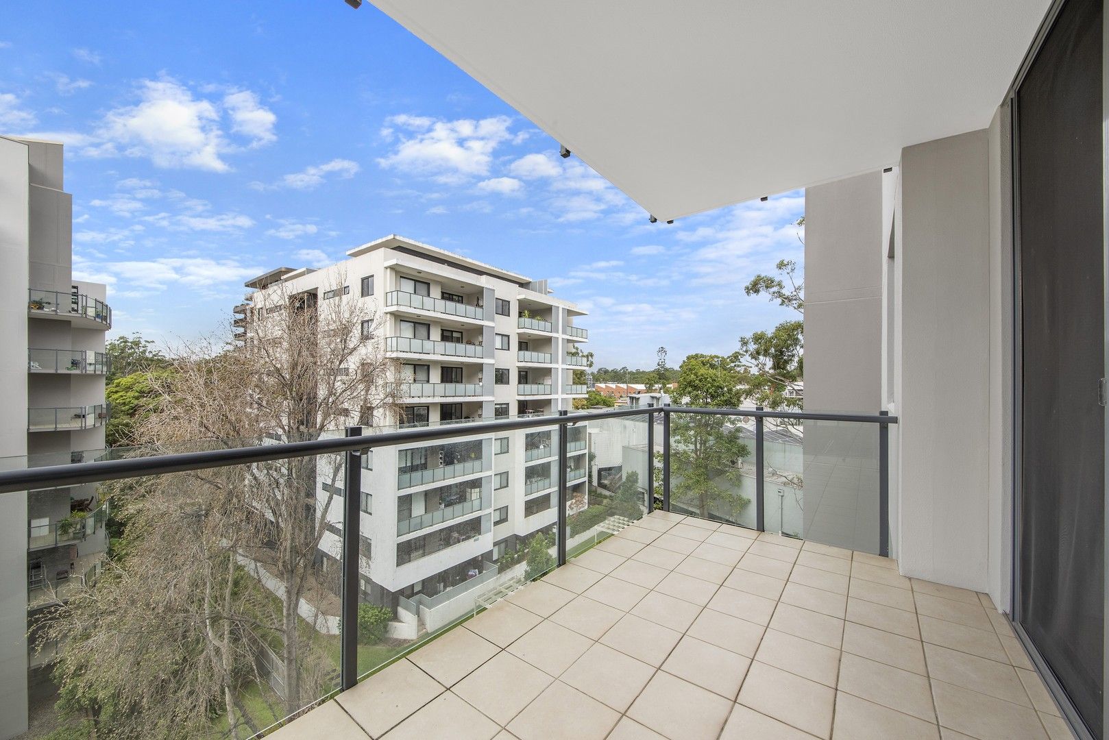 2 bedrooms Apartment / Unit / Flat in 508/2-10 Orara Street WAITARA NSW, 2077