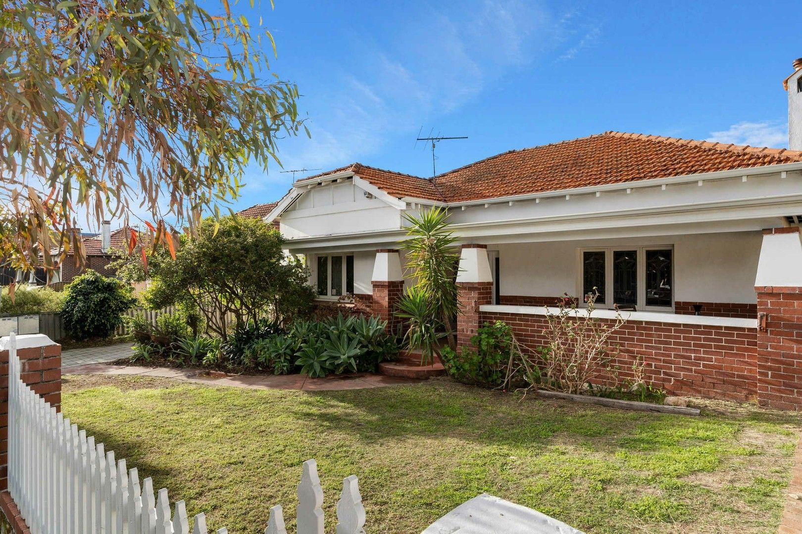 14 Ninth Avenue, Mayland Property History & Address Research Domain