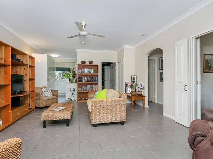 5/12 Ingham Court, Mooroobool QLD 4870, Image 0