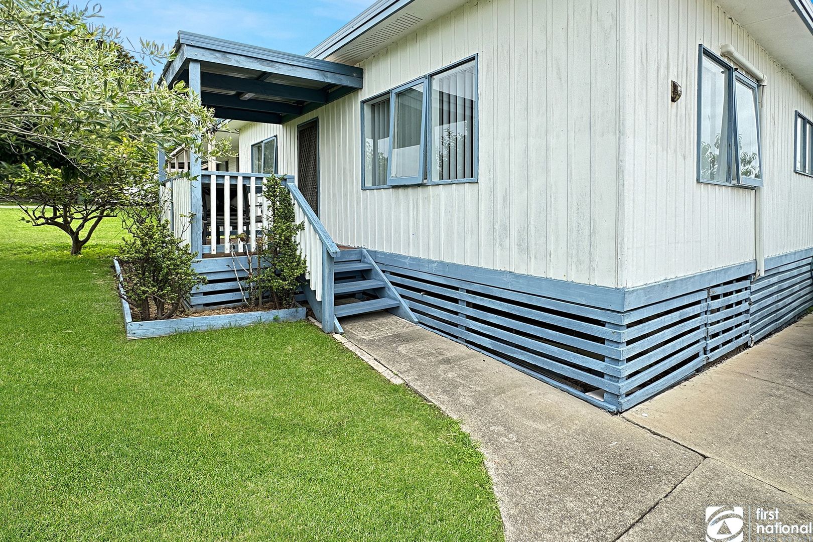 9 Outlook Drive, Lake Tyers Beach VIC 3909, Image 2