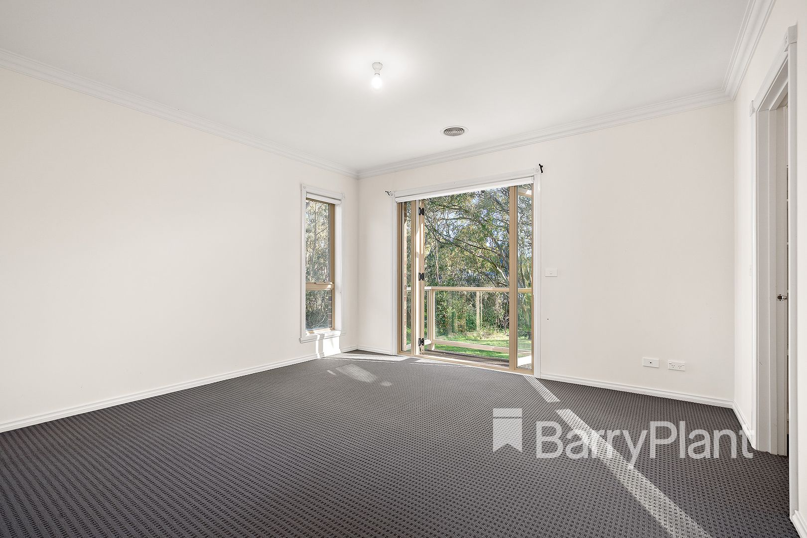 24/5 Delacombe Drive, Mill Park VIC 3082, Image 1